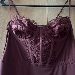 Elegant Lace Trim Burgundy Chemise